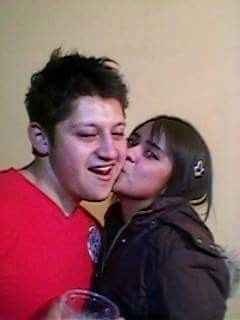 Esta foto fue del año 2009, eramos muy amigos jjajaj 