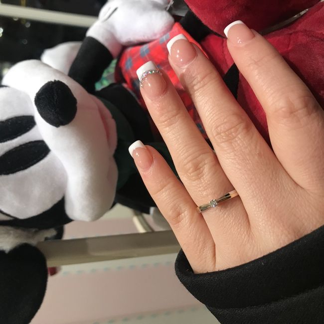 Simón dice....muéstrame tu anillo de compromiso💍 8