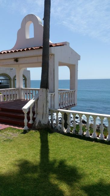 VIsta al mar y jardin