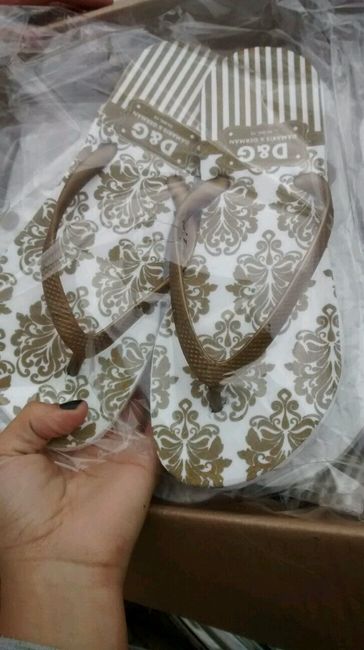 Sandalias o pantunflas - 1