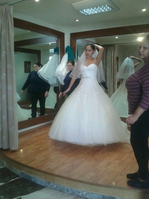 Ayuda con mi vestido!! - 1