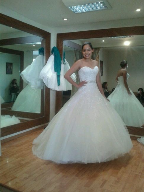Oficialmente mi vestido.... - 1