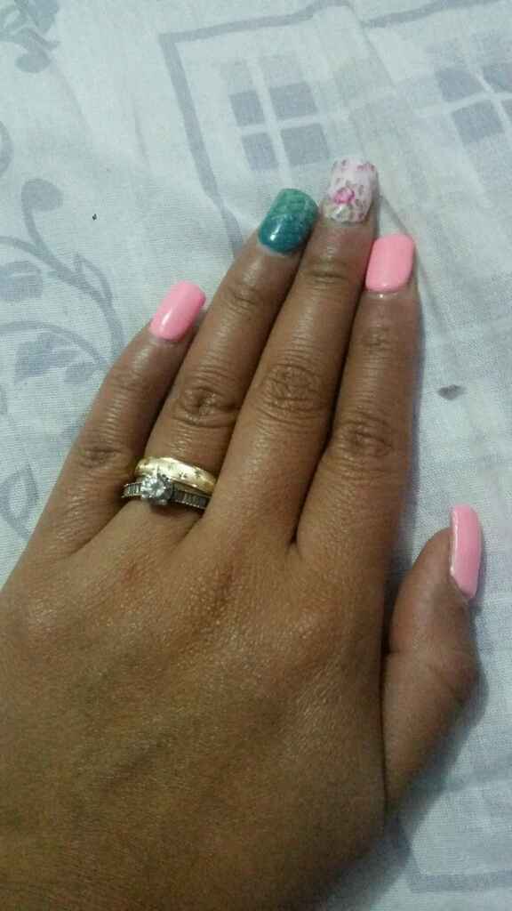 Argolla y anillo de compromiso. - 1