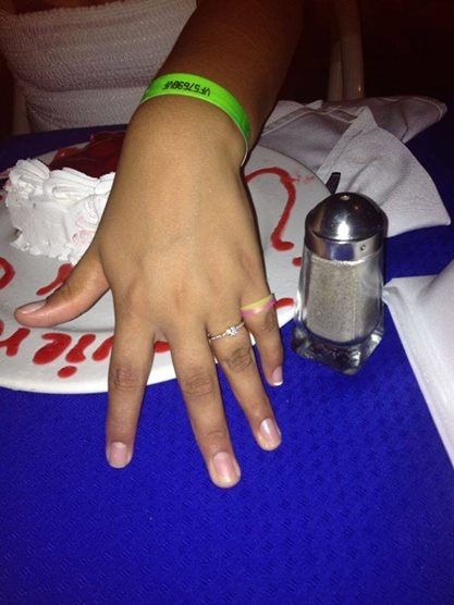 mi anillo de compromiso