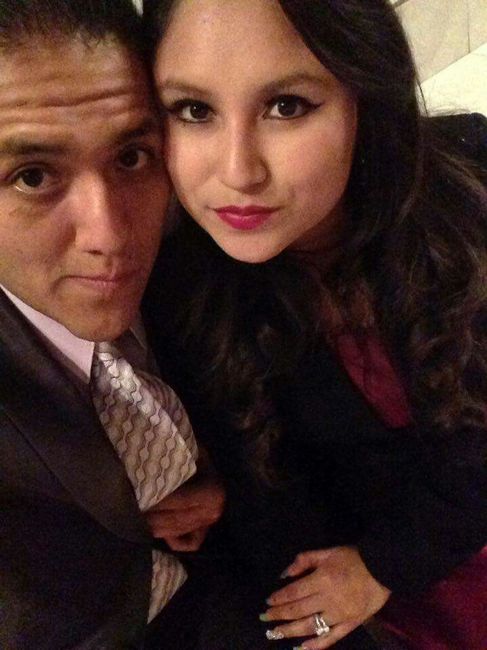 Fotos con su prometido.. - 5