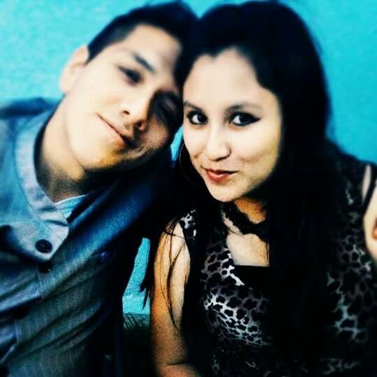Fotos con su prometido.. - 7