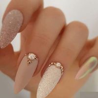 Uñas y más uñas 💅 - 1
