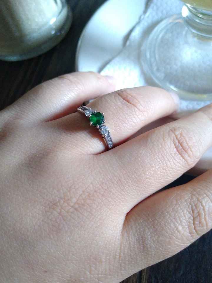 Simón dice....muéstrame tu anillo de compromiso💍 - 1