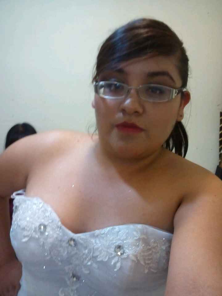 Al fin vestido en casa - 2