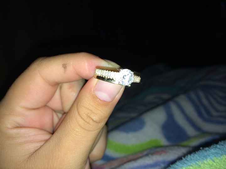 Mi anillo de compromiso  - 1