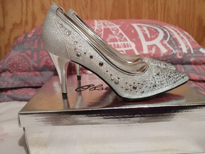 Mis zapatillas de novia!!! 👠👠👑👑 2