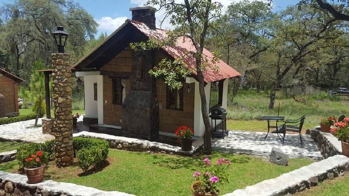 Luna de miel romántica-cabañas en Huasca de Ocampo 1