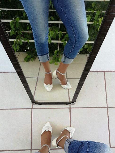 De que color seran sus Zapatos? 👠 - 1