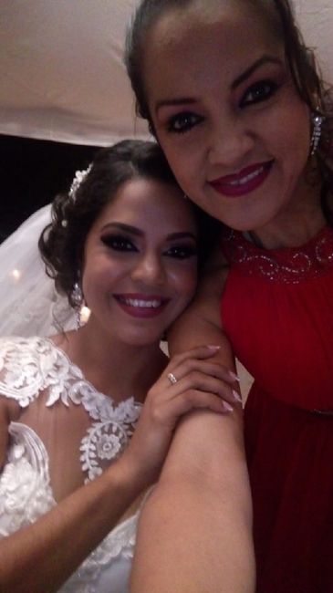 Mi maquillaje y peinado del Día b - 4