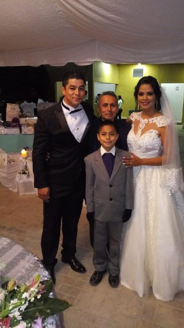 Mi maquillaje y peinado del Día b - 7