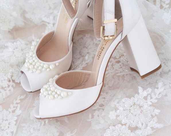 Hola niñas 😊 opciones de calzado para el gran día 👠👟 - 5