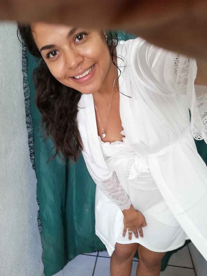 Mis batas de Aliexpress y mis pantunflas - 1