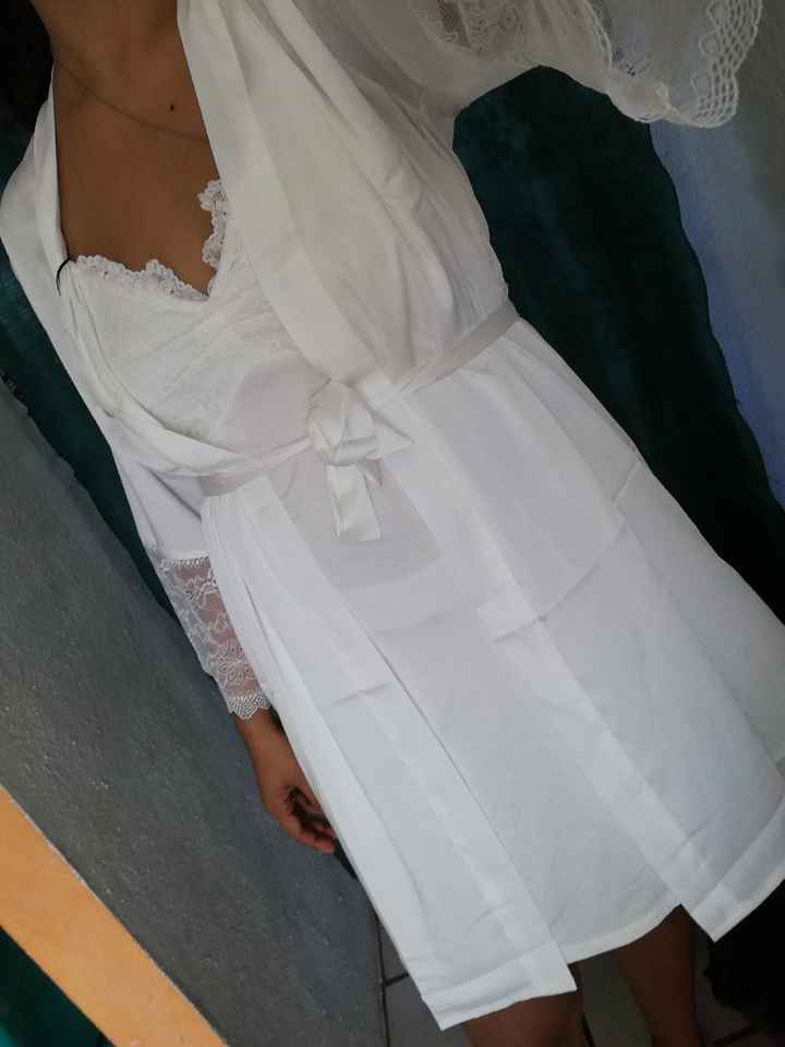 Mis batas de Aliexpress y mis pantunflas - 4