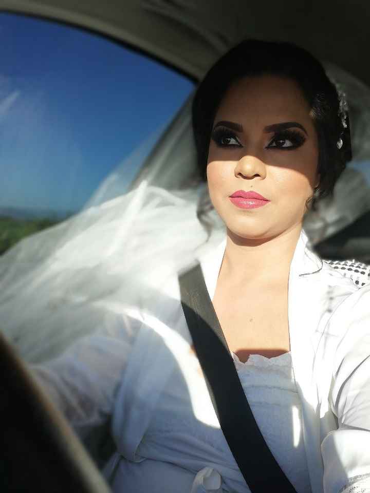 Mi maquillaje y peinado del Día b - 2