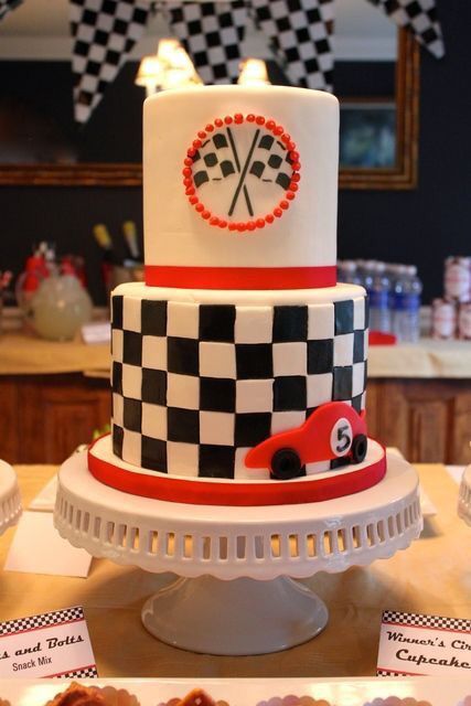 sorpresa pastel de boda estilo Racing! - 1