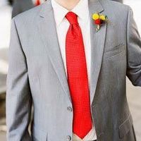 Combinaciones de colores entre: negro, rojo y gris - 2