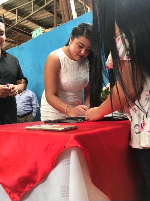 Casados ante la ley 💜🤩🤩🤩 - 3