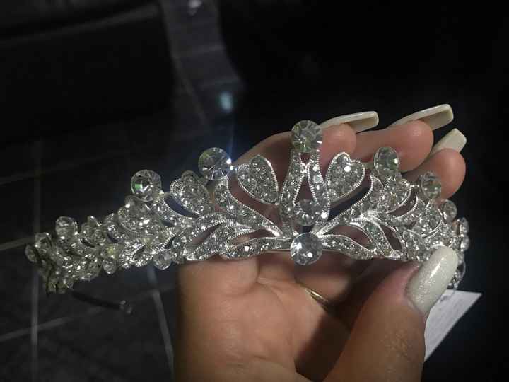 La corona está pasada de moda?? - 2