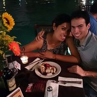 Fotos con su prometido.. - 1