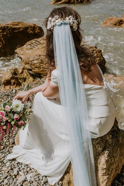 Velos de colores: nueva tendencia en novias 3