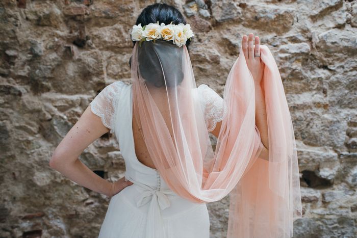 Velos de colores: nueva tendencia en novias 8