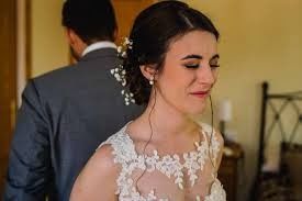 6.-Los dos de espaldas y cerrando los ojos