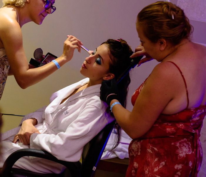 Así fue mi maquillaje y peinado tropical 🌴 - 2