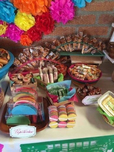 Mesa de postres a la mexicana 12