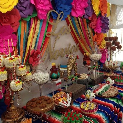 Mesa de postres a la mexicana 13