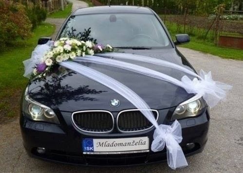 ¿Cómo decorar el carro para la boda? 7