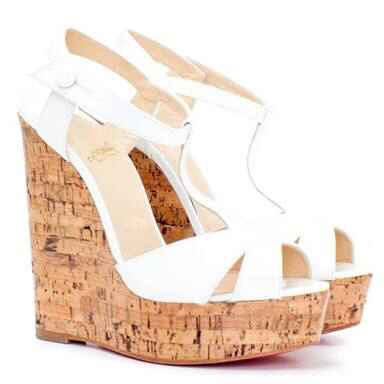 Zapatos de novia en la playa! Las que se casan en playa  ¿que usaron o van a usar? Repórtense 🙌🏻🙌🏻 -