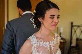 6.-Los dos de espaldas y cerrando los ojos