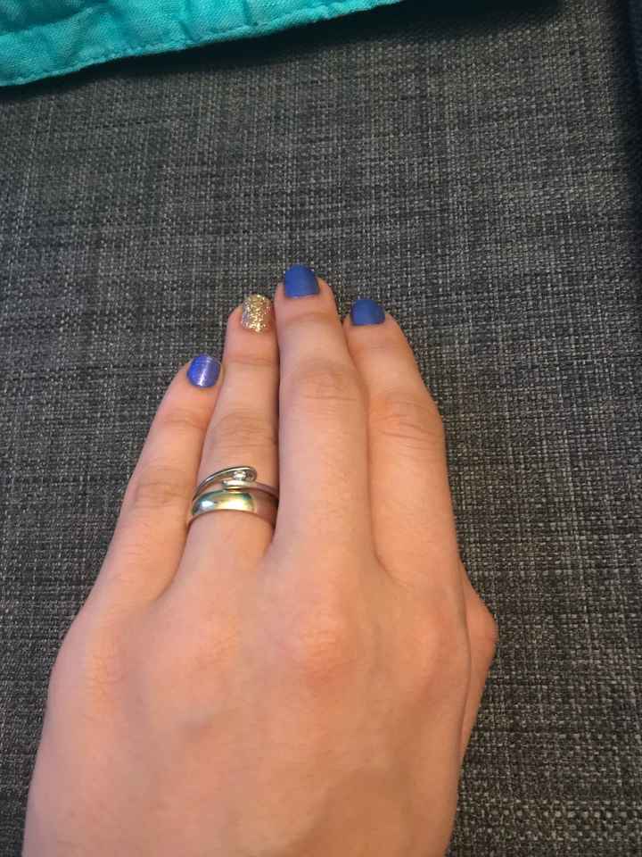 a compartir anillos/ aquí mis dos anillos - 1