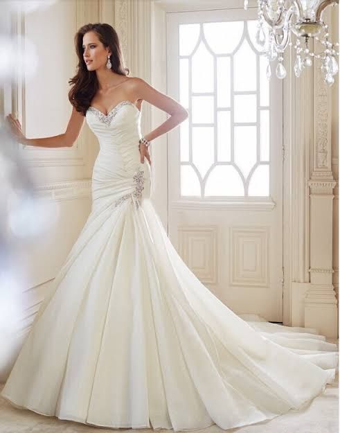 Si tu pareja tuviera que elegir tu look de boda… 🎁 - 1