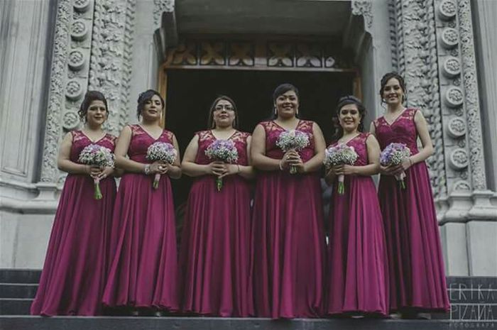 Alguién tiene fotos d su boda en color bugambilia o colores violeta? - 2