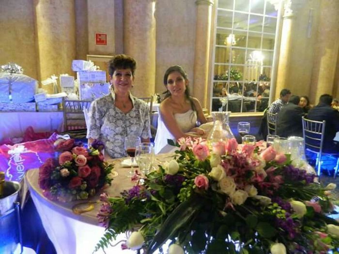 Alguién tiene fotos d su boda en color bugambilia o colores violeta? - 2