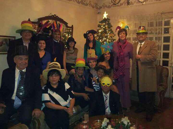Anuncio de compromiso - 1