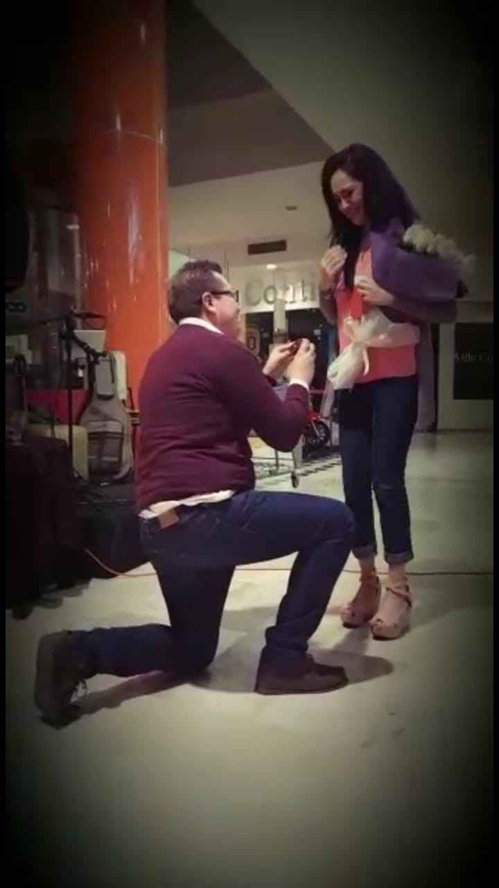 .........