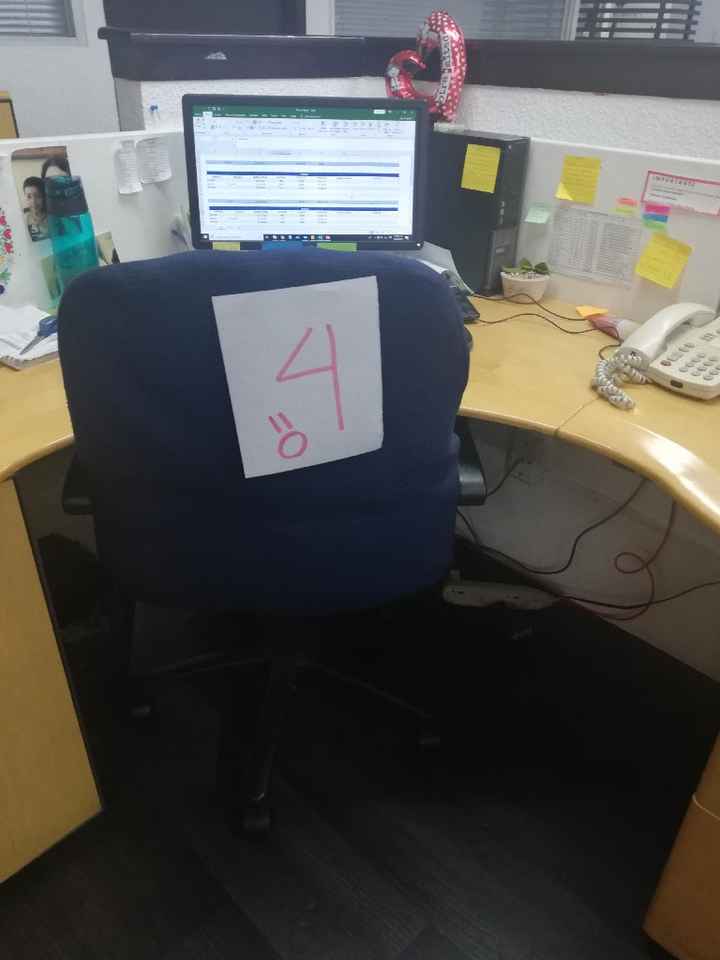 Mientras tanto en mi oficina... - 1