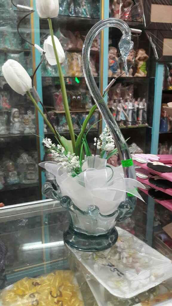 Centro de mesa con flores naturales, dorado con - 1