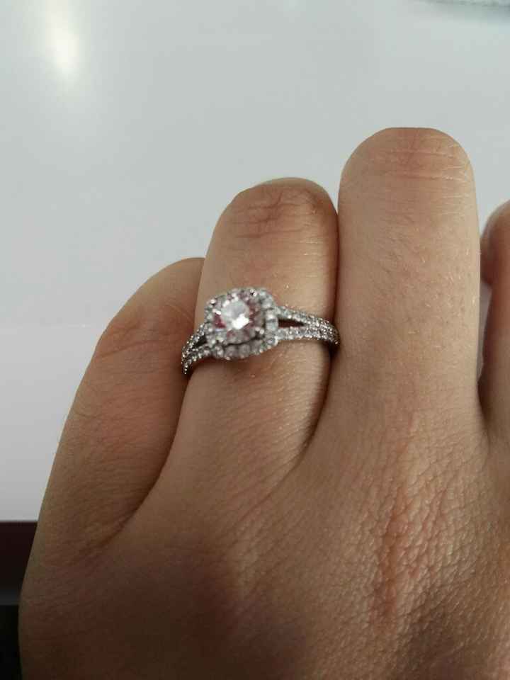¿cómo es su anillo de compromiso? - 1