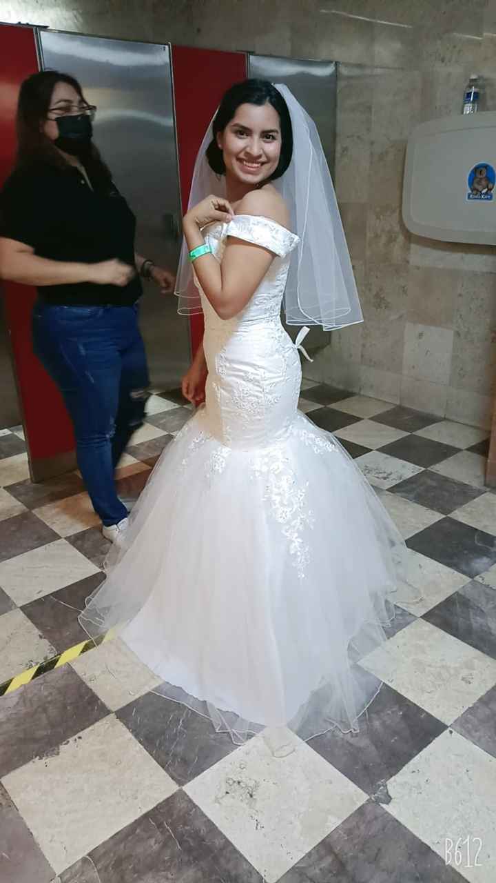 Vestido, lugar, precio y experiencias - 1