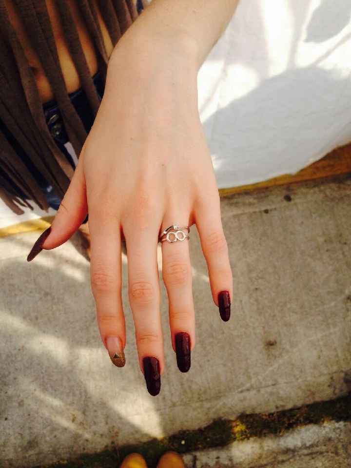 Presuman sus anillos de compromiso nenas! - 2