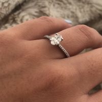 Dia Festivo y de presumir su anillo de compromiso - 1