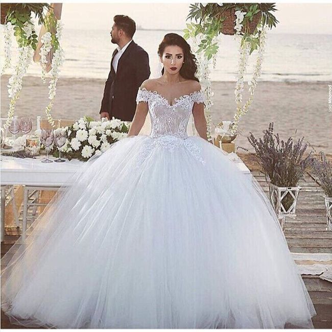 Si tu Fm tuviera que elegir tu vestido de boda.. 1